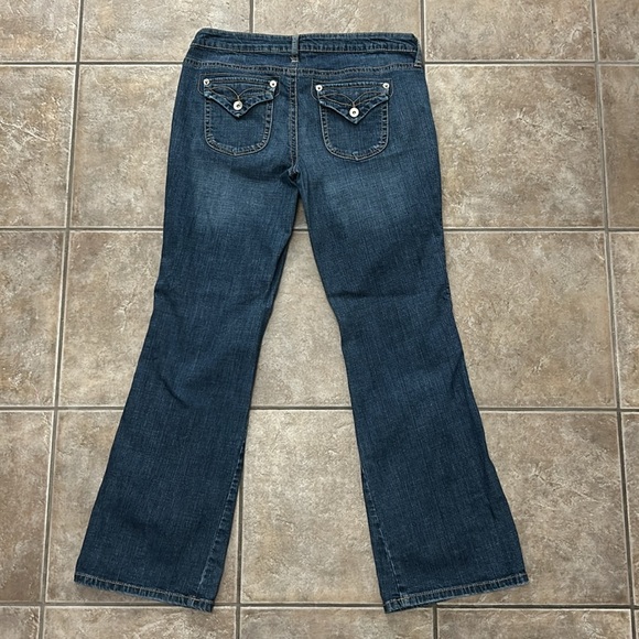 Dark mid rise boot cut jeans with asymmetrical outside hem size 8 - Picture 4 of 5